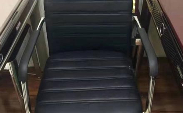 2025年什么牌子金凤麻将椅好？选购与保养避坑指南